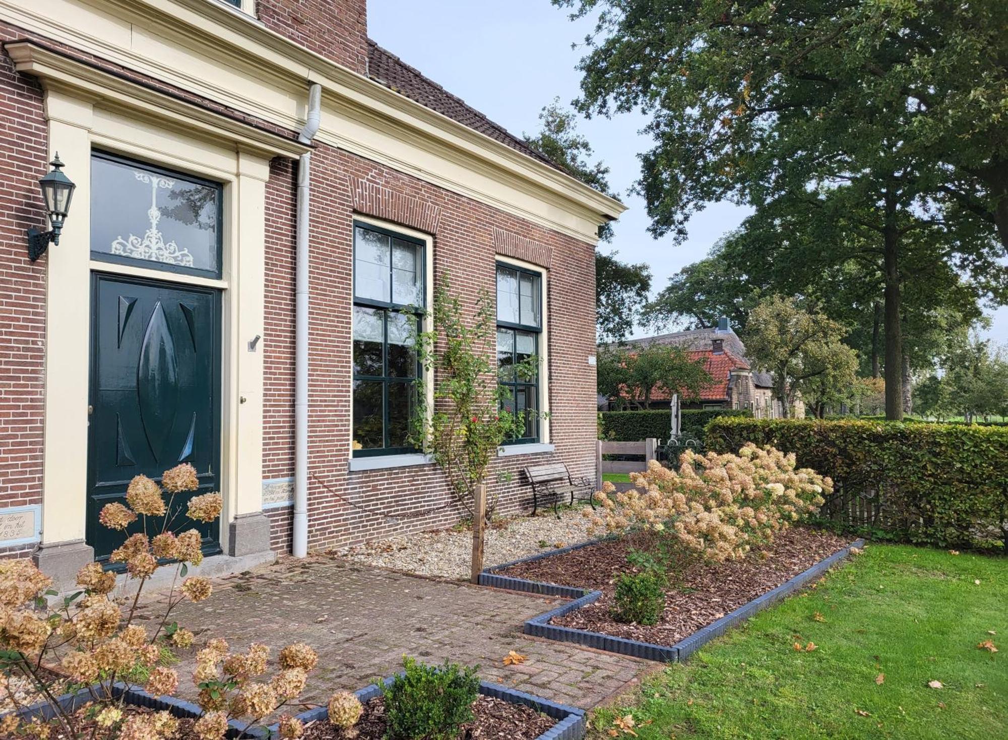 Apartment De Bloesemstee - Rustic Manor The Netherlands *